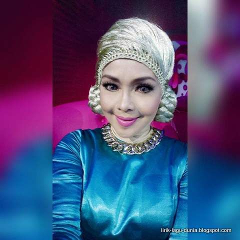 iyeth bustami laila canggung