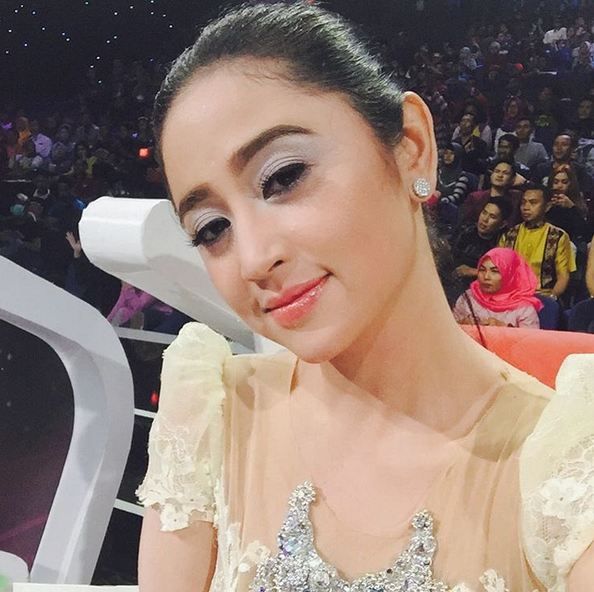dewi persik dan aldi taher