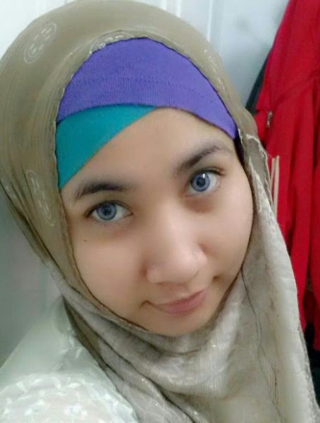 cewek jilbab telanjang