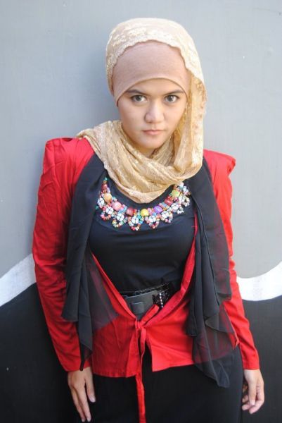 model tete gede jupe