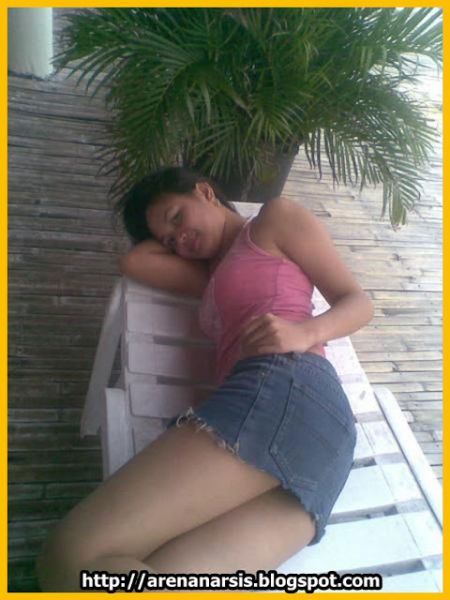 ngintip paha mulus