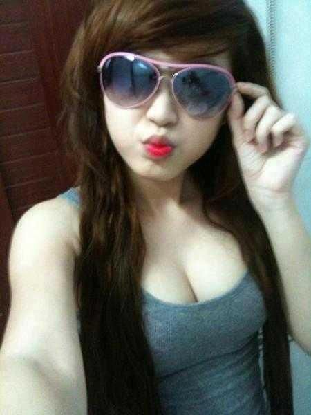 susu montok artis indonesia