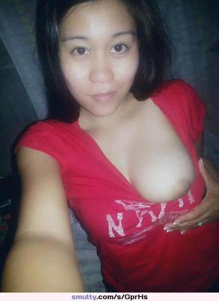 ngangkang pamer memek