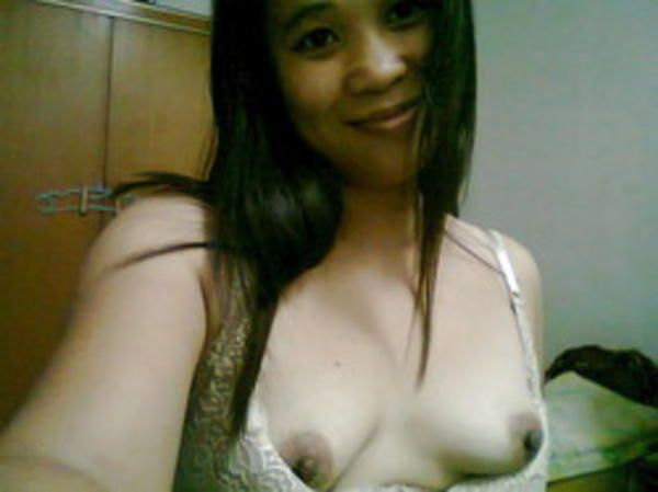 jilbab cantik pamer dada