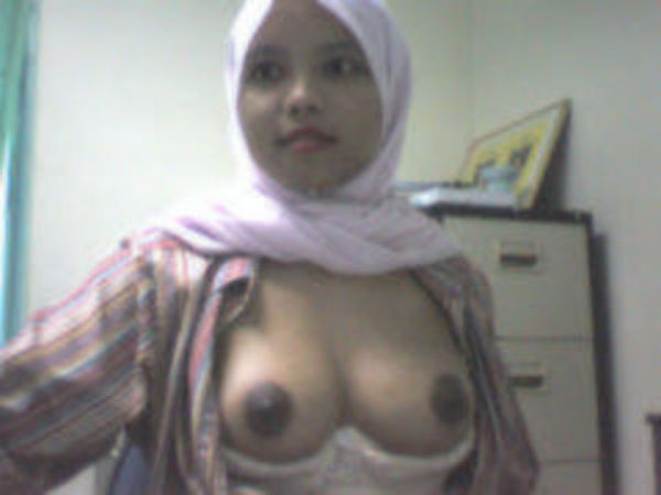 big tits arab muslims