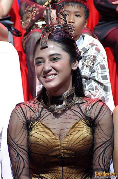 nia ramadhani
