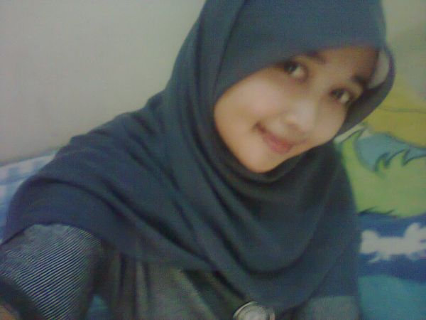 gambar celana pendek