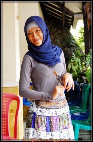pembantu toge
