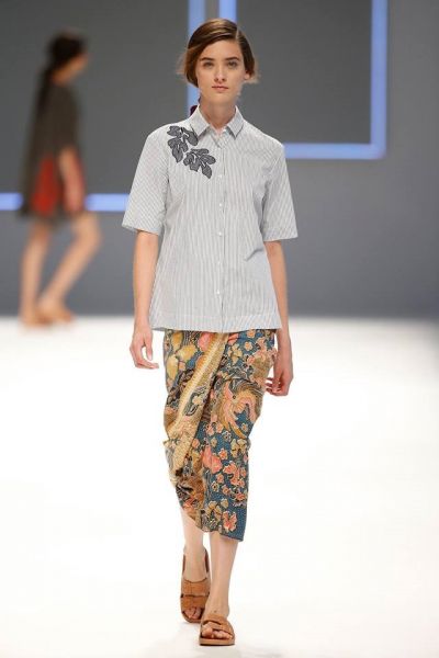 sarong gold