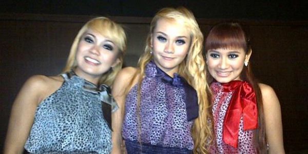 trio macan dan satu fans