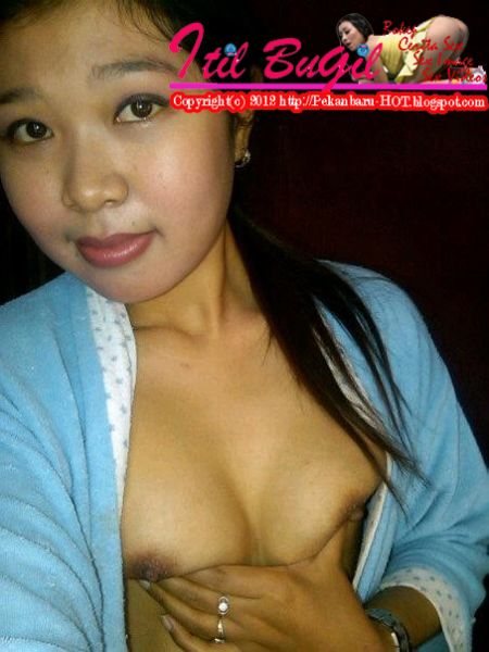 mahasiswi bugil