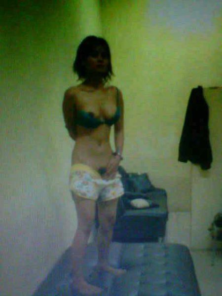 kanibal bugil