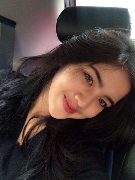 wanita hamil bugil
