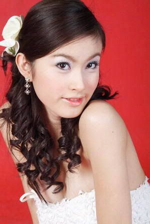 waria indo bugil