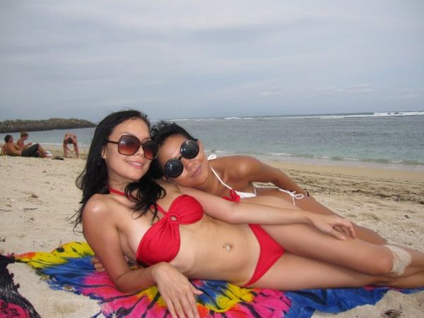 nia ramadhani bugil