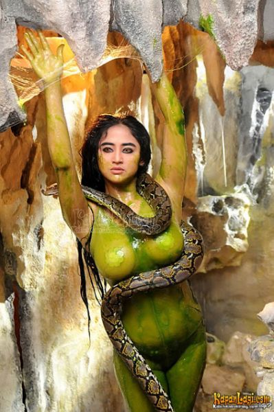 syahrini bugil