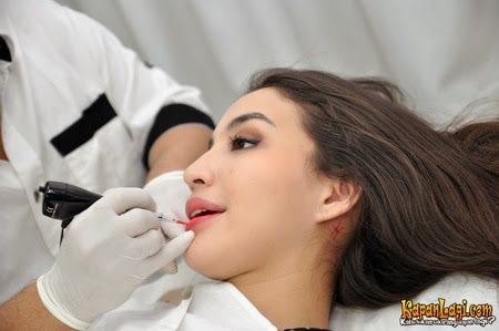 nikita willy telanjang