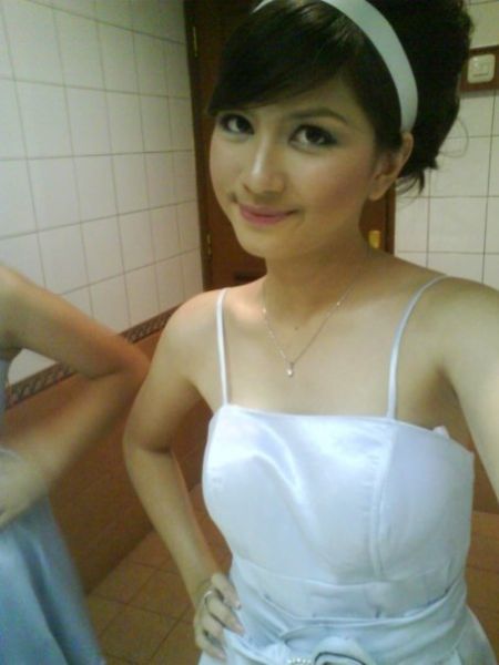 chika ngentot