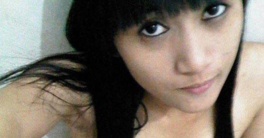 wanita dengan operasi payudara terbesar