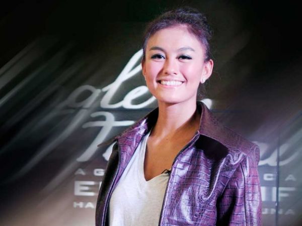 adegan sek agnes monica
