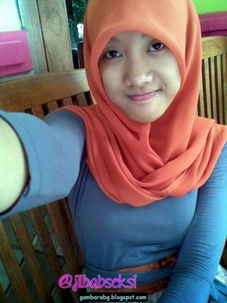 abg tidur bugil