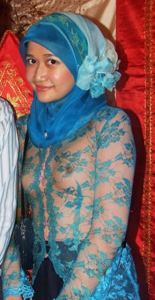 baju ketat nampak