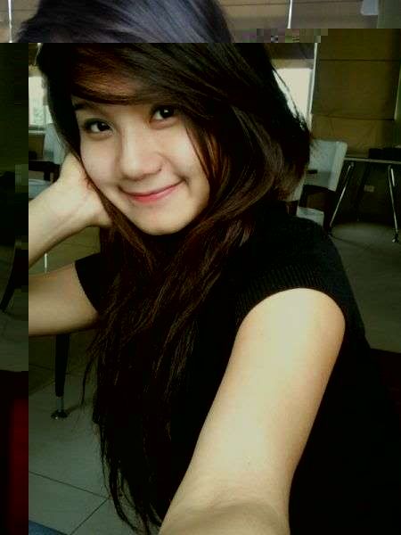 artis cantik bugil
