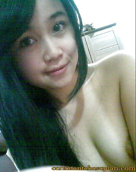 cewek bugil indonesia