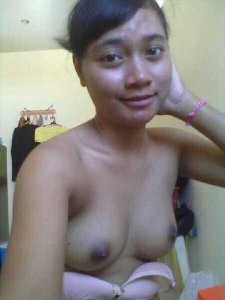 gadis berjilbab nakal
