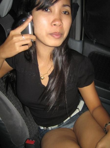 celana dalam kelihatan