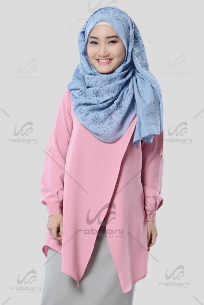 model pakaian pria