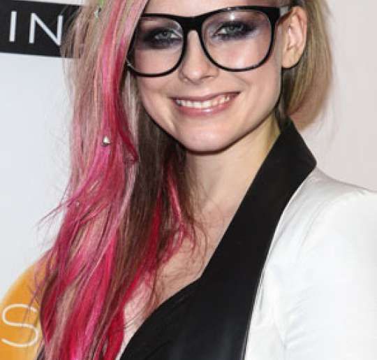 avril lavigne without makeup