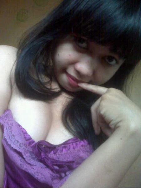 gadis smu bugil