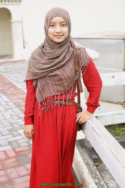 gambar wanita berhijab