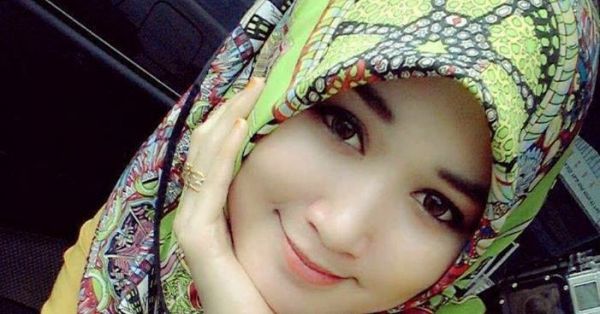 cewek berjilbab