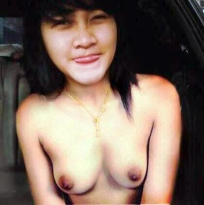 gadis india bugil