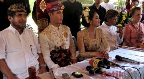 model popular indonesia
