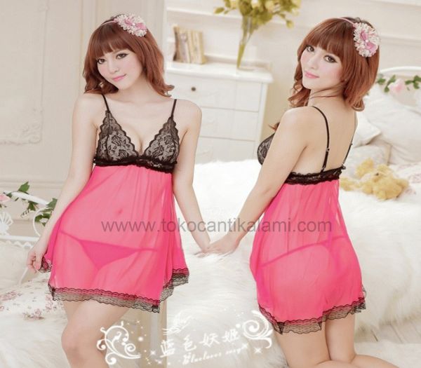 gambar cewek pake baju transparan