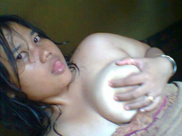 gambar tetek perempuan