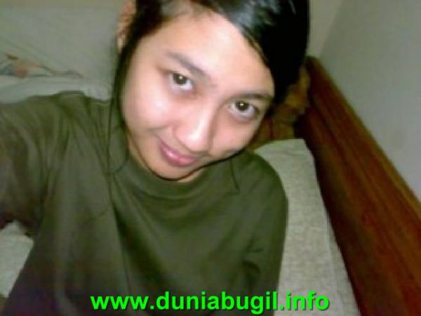 artis bugil indonesia pamer meki