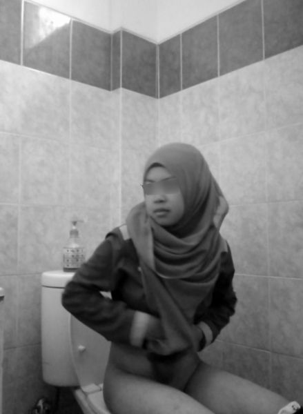 ngintip cewek lagi mandi