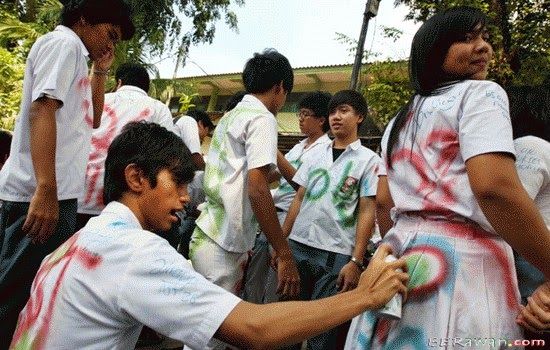 cewek cantik kelas 1 sma