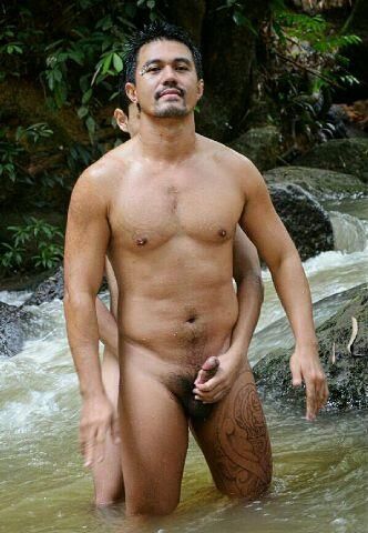 bapak berkumis