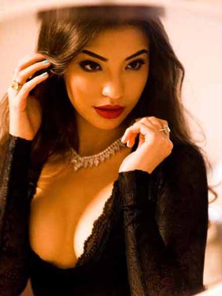 ayu anjani bugil