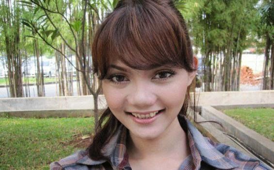 kontol masuk memek perawan