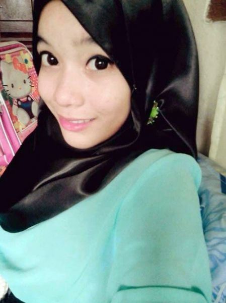 cewek jilbab ngentot