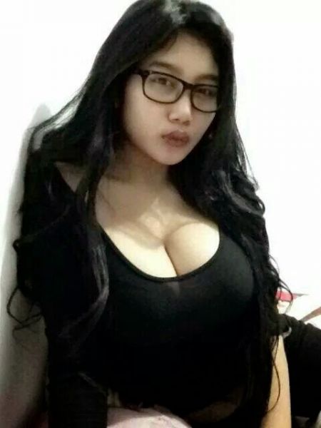 pamela safitri bj