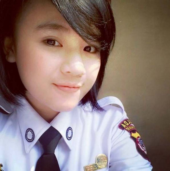 cewek cantik