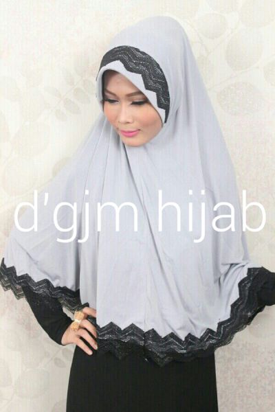 puting payudara cewek jilbab