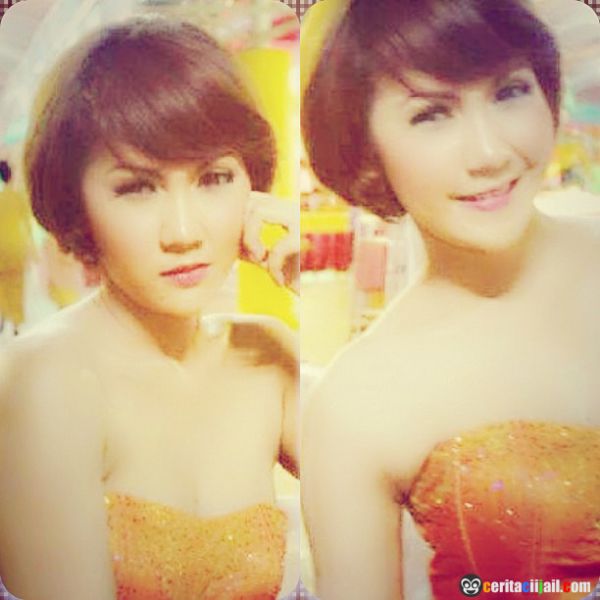 memek bugil lagi ngangkang